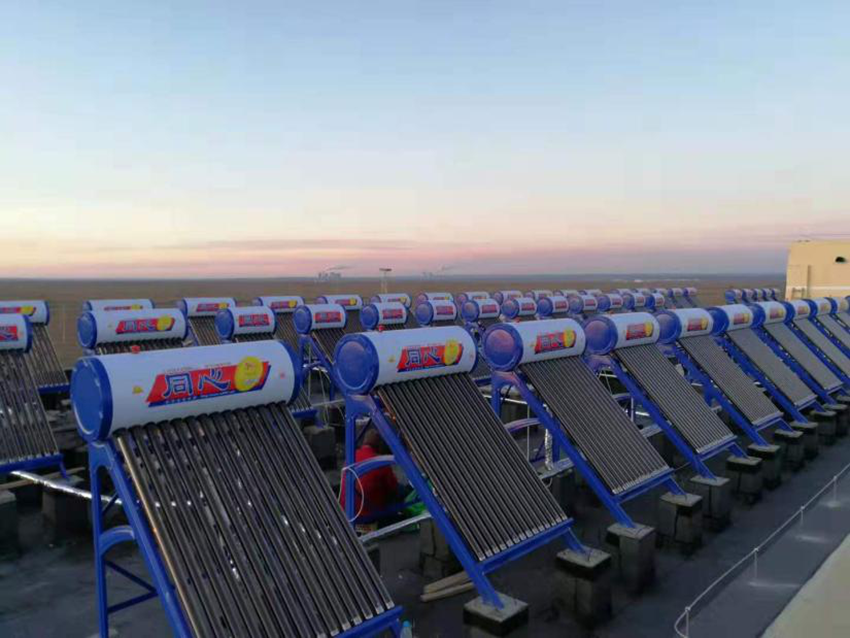 為什么太陽能熱水器工程管道會(huì)壞